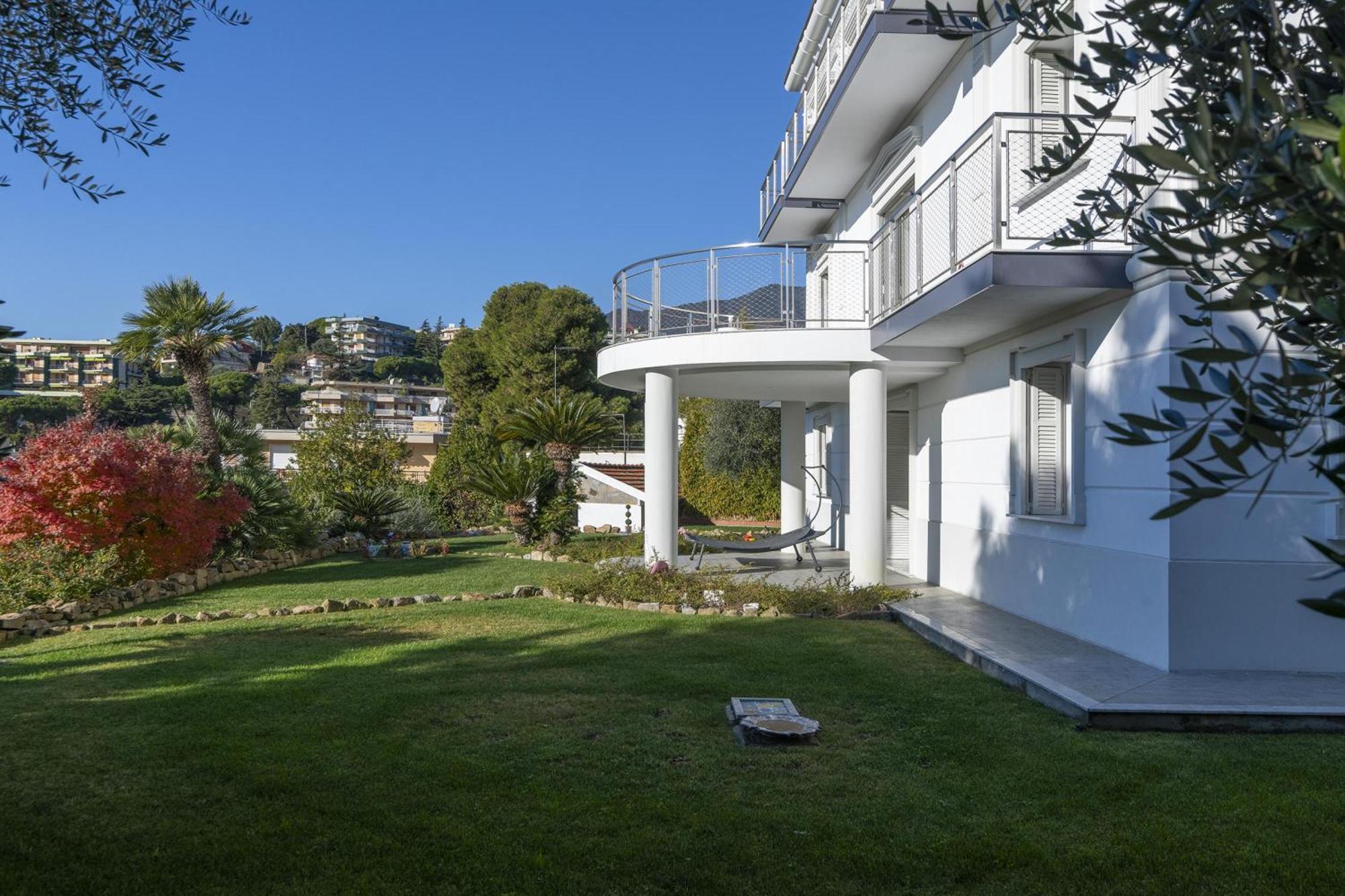 La Lincolnia - With Garden And Seaview - Happy Rentals 산레모 외부 사진